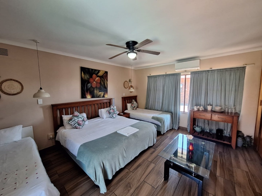 12 Bedroom Property for Sale in Pellissier Free State